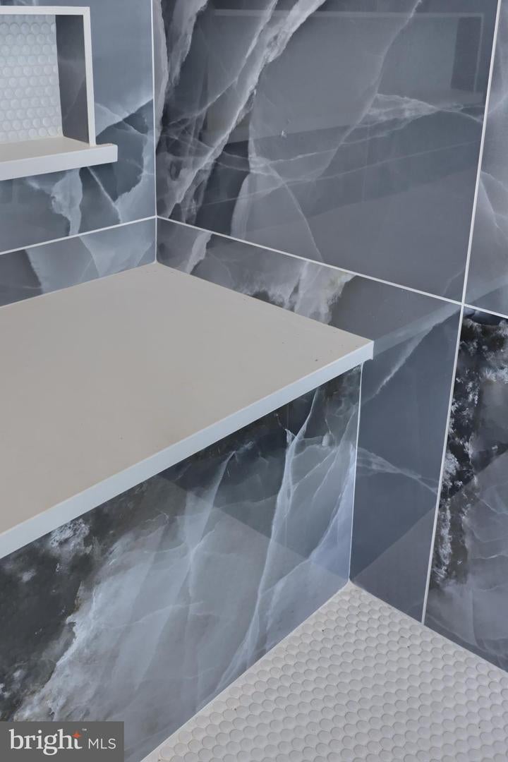 East Petersburg, Pennsylvania, 17520, United States, 4 Bedrooms Bedrooms, ,5 BathroomsBathrooms,Residential,Active,1702111