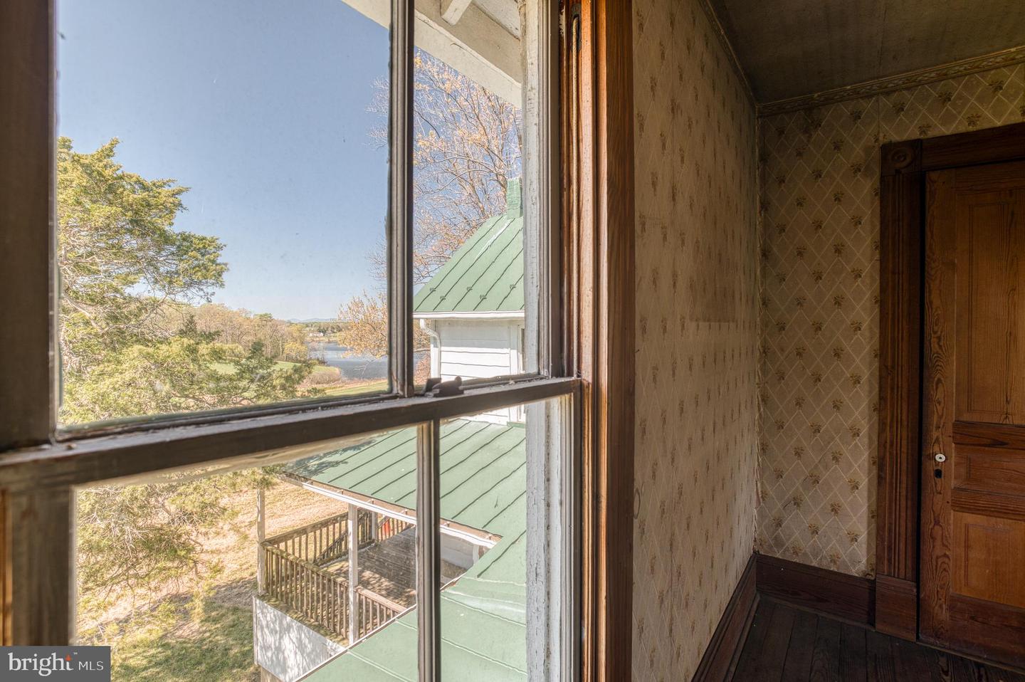 Culpeper, Virginia, 22701, United States, 4 Bedrooms Bedrooms, ,1 BathroomBathrooms,Residential,Active,1799358