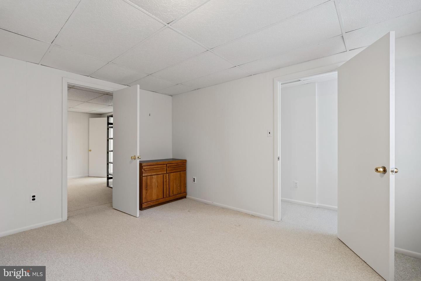 Arlington, Virginia, 22207, United States, 5 Bedrooms Bedrooms, ,4 BathroomsBathrooms,Residential,Active,1843845