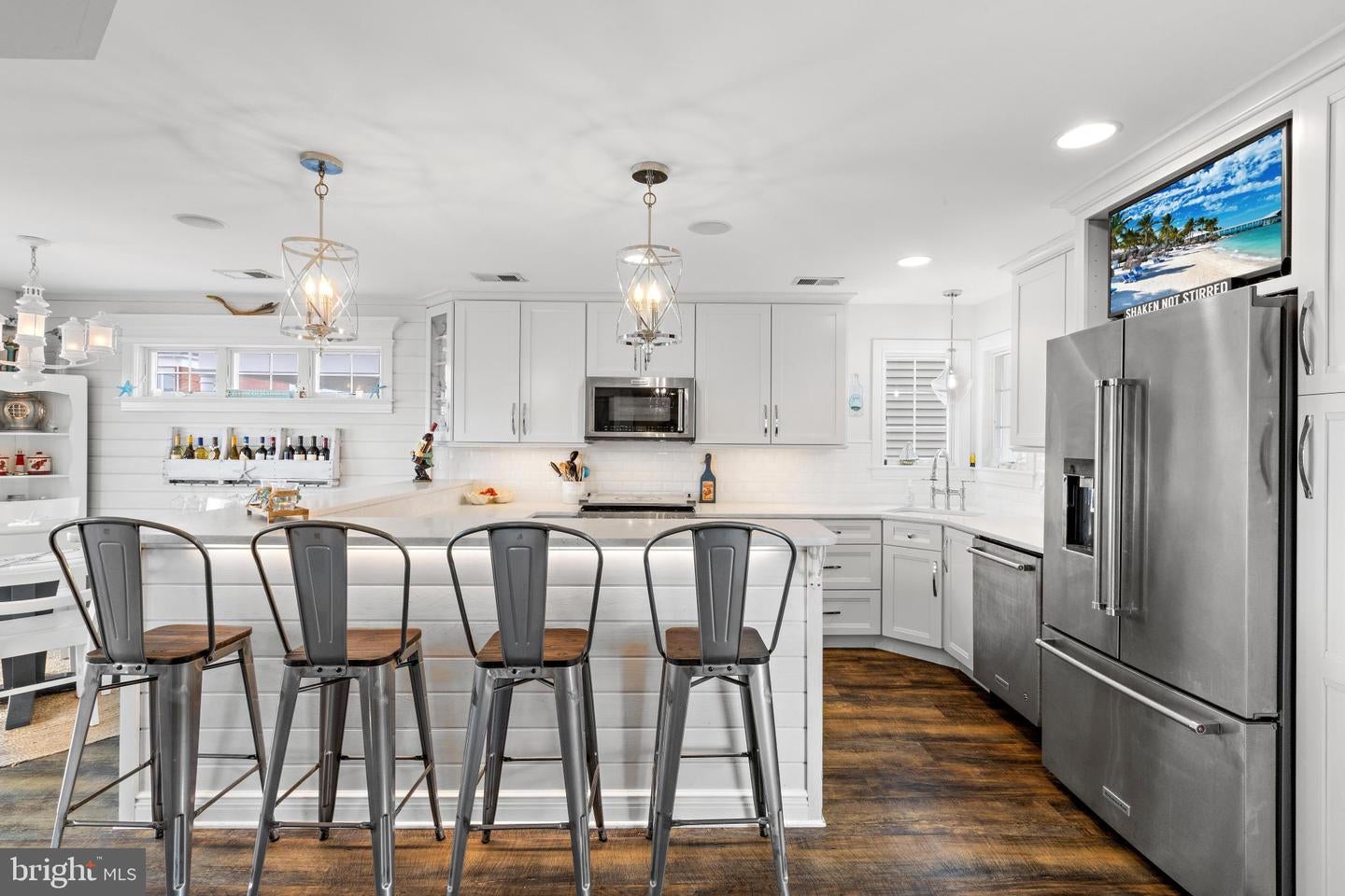 Beach Haven, New Jersey, 08008, United States, 5 Bedrooms Bedrooms, ,4 BathroomsBathrooms,Residential,Active,1941132
