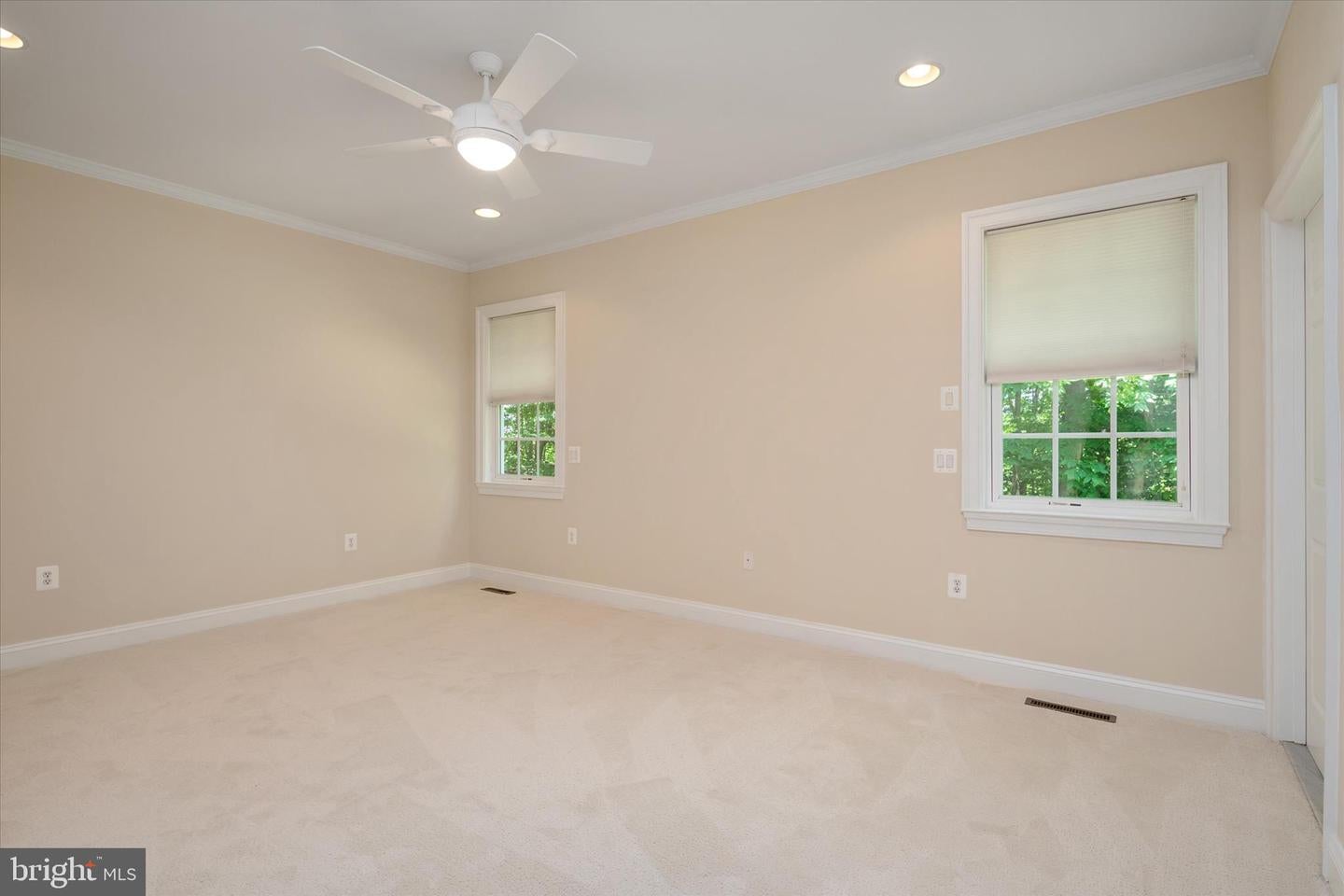 Dunkirk, Maryland, 20754, United States, 8 Bedrooms Bedrooms, ,9 BathroomsBathrooms,Residential,Active,2052010