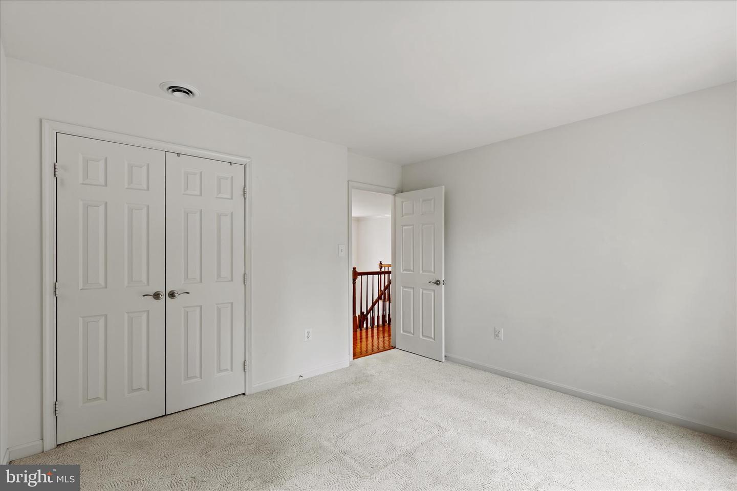 Centreville, Virginia, 20121, United States, 4 Bedrooms Bedrooms, ,3 BathroomsBathrooms,Residential,Contingent,2045785