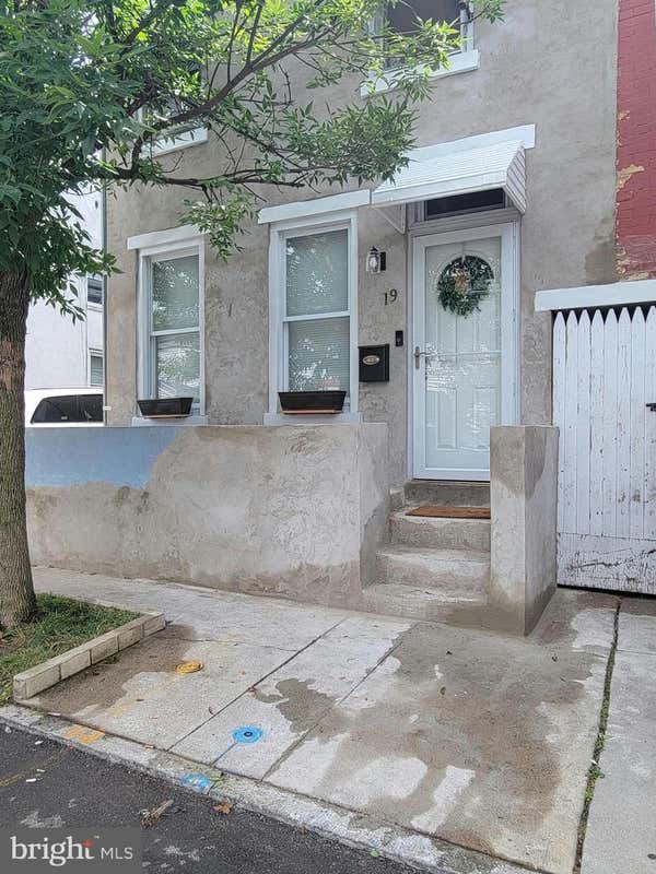 19 OAK ST, TRENTON, NJ 08638, photo 1 of 14