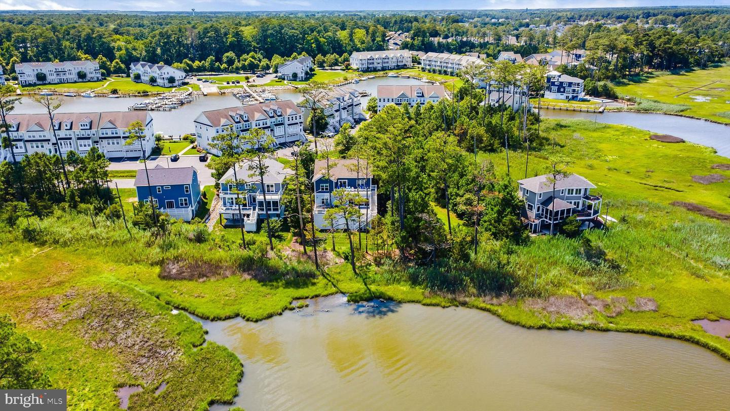 Berlin, Maryland, 21811, United States, 6 Bedrooms Bedrooms, ,5 BathroomsBathrooms,Residential,Active,1893241
