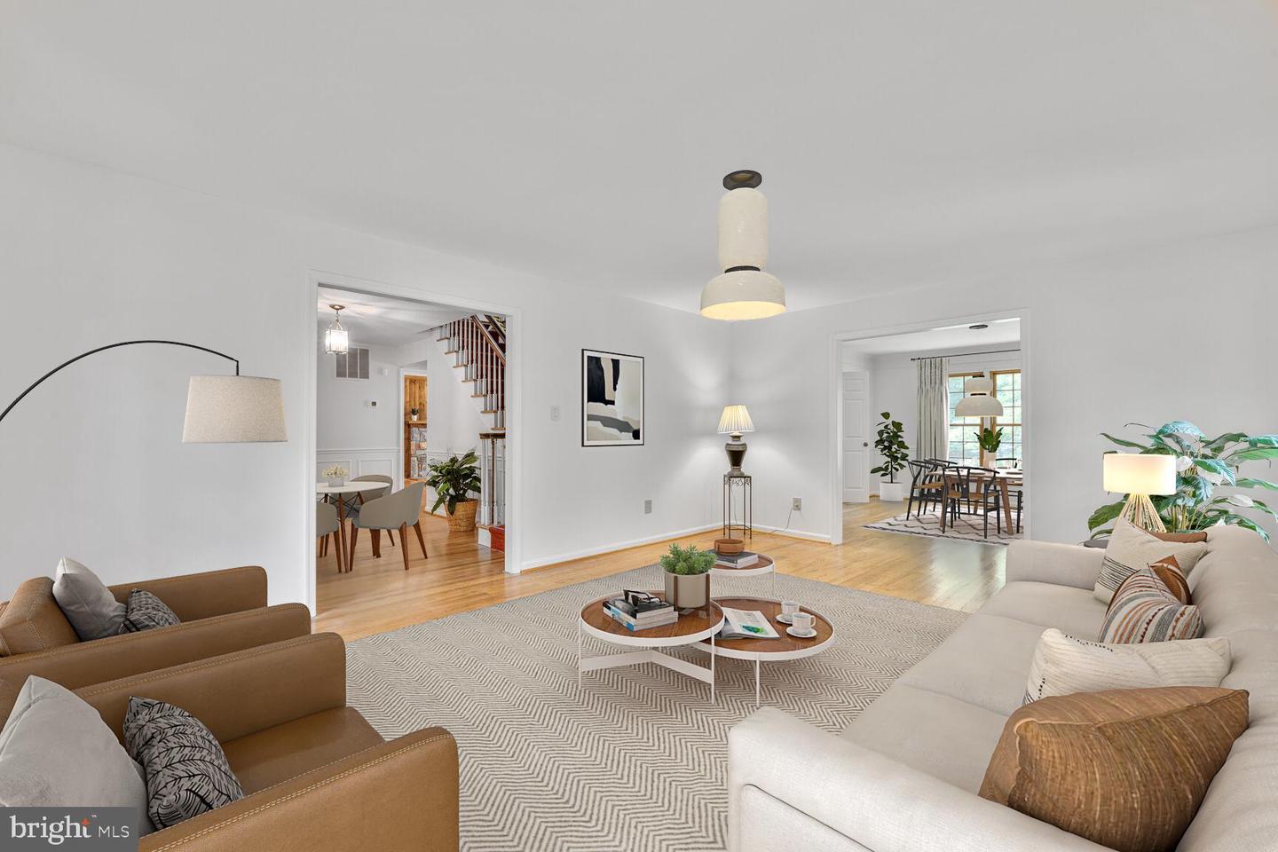 Potomac, Maryland, 20854, United States, 6 Bedrooms Bedrooms, ,6 BathroomsBathrooms,Residential,Active,1823958