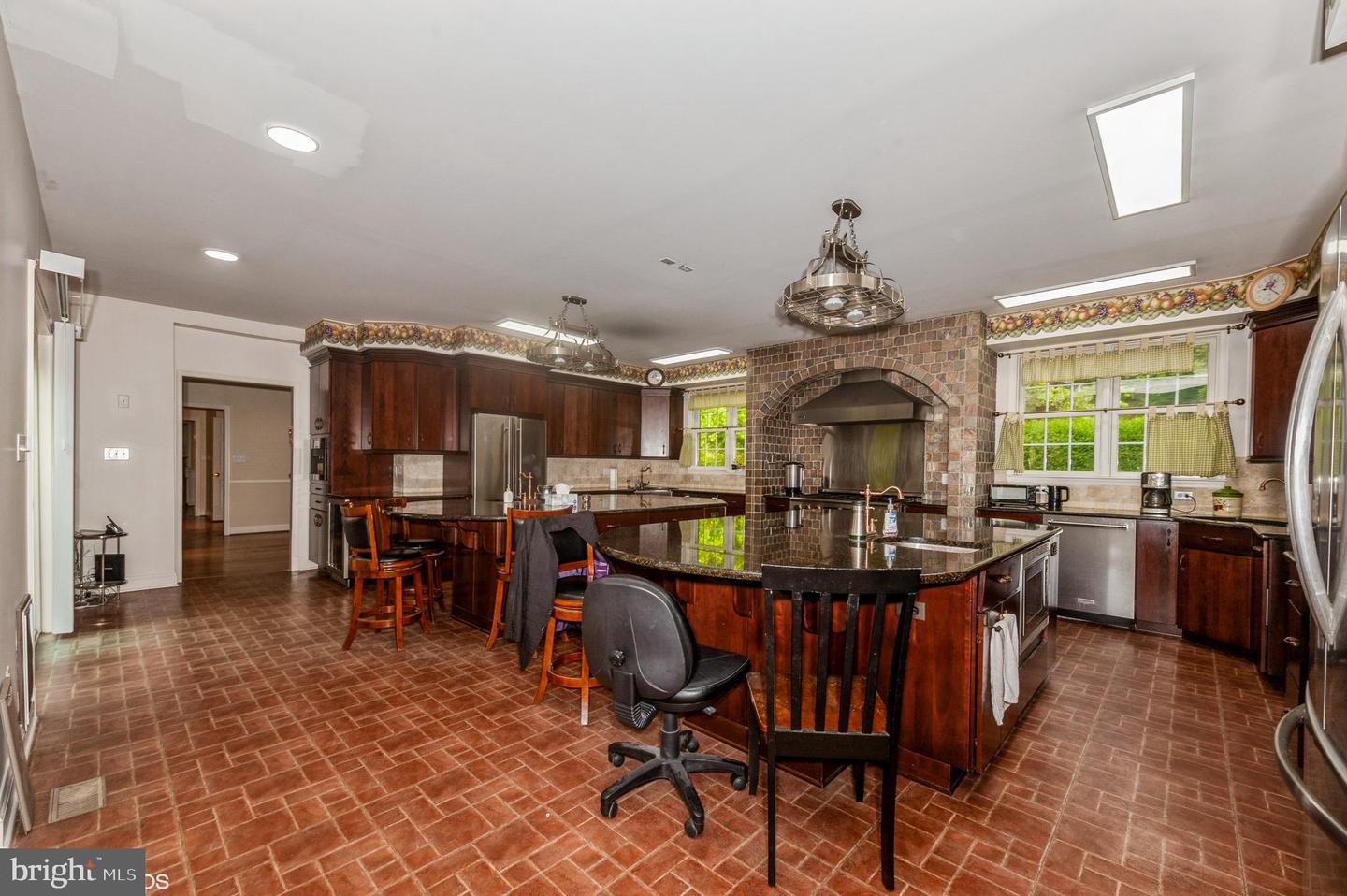 Pikesville, Maryland, 21208, United States, ,6 BathroomsBathrooms,Residential,Pending,1702885