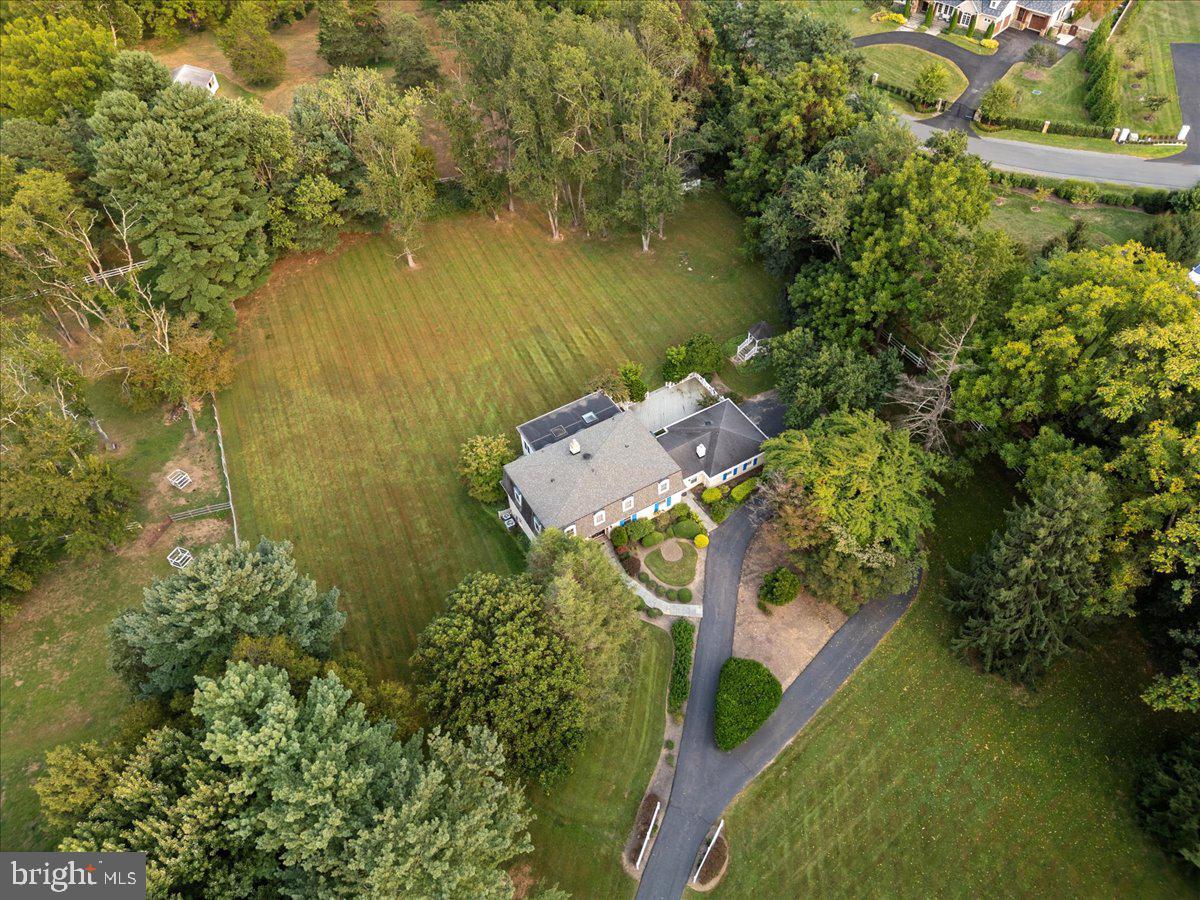 Great Falls, Virginia, 22066, United States, 5 Bedrooms Bedrooms, ,3 BathroomsBathrooms,Residential,Active,1941376