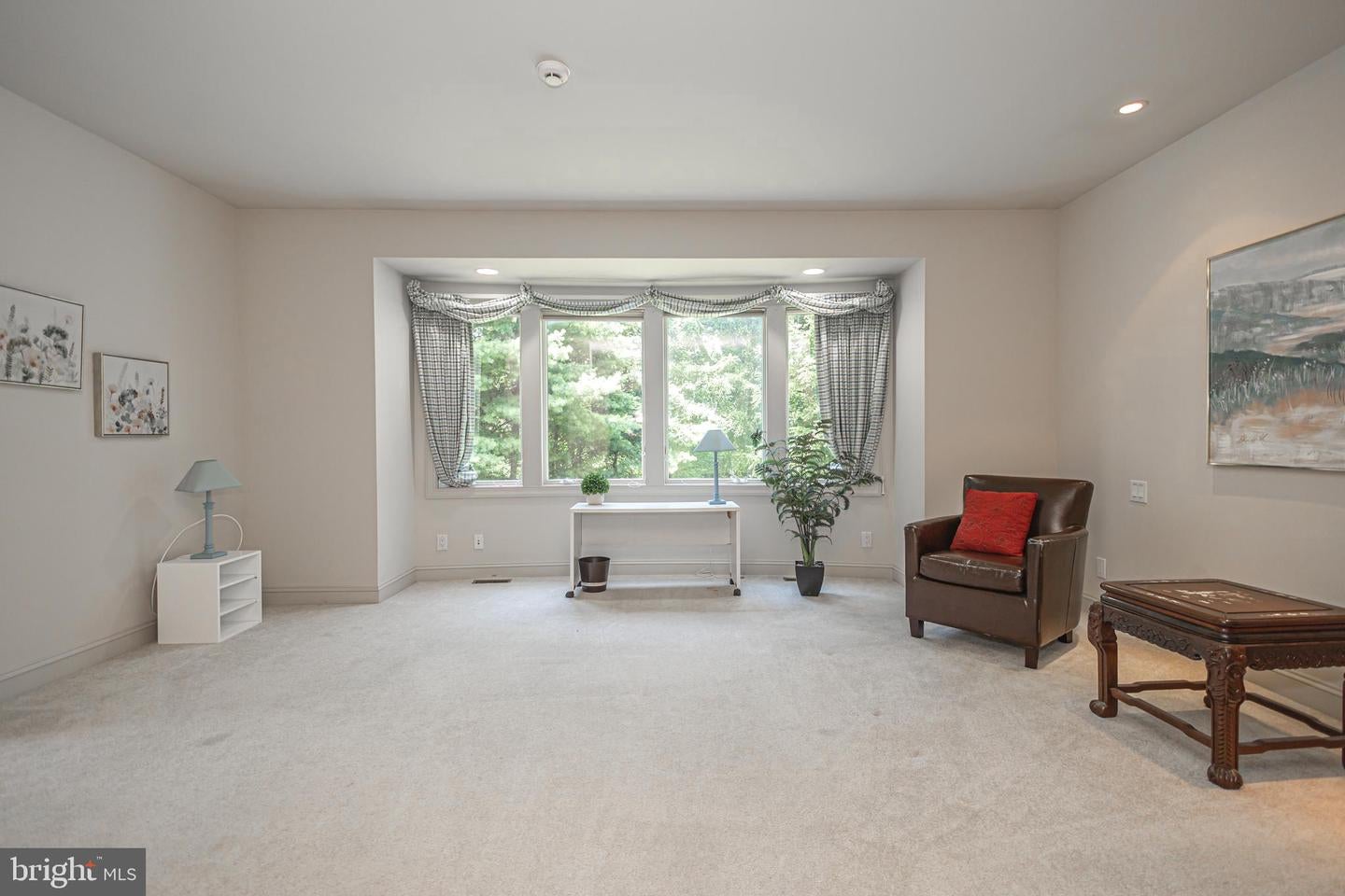 Moorestown, New Jersey, 08057, United States, 5 Bedrooms Bedrooms, ,7 BathroomsBathrooms,Residential,Active,1889333