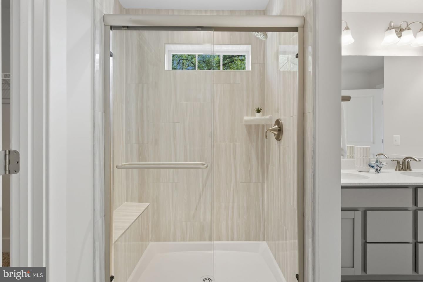 Washington Grove, Maryland, 20880, United States, 4 Bedrooms Bedrooms, ,4 BathroomsBathrooms,Residential,Active,1967308