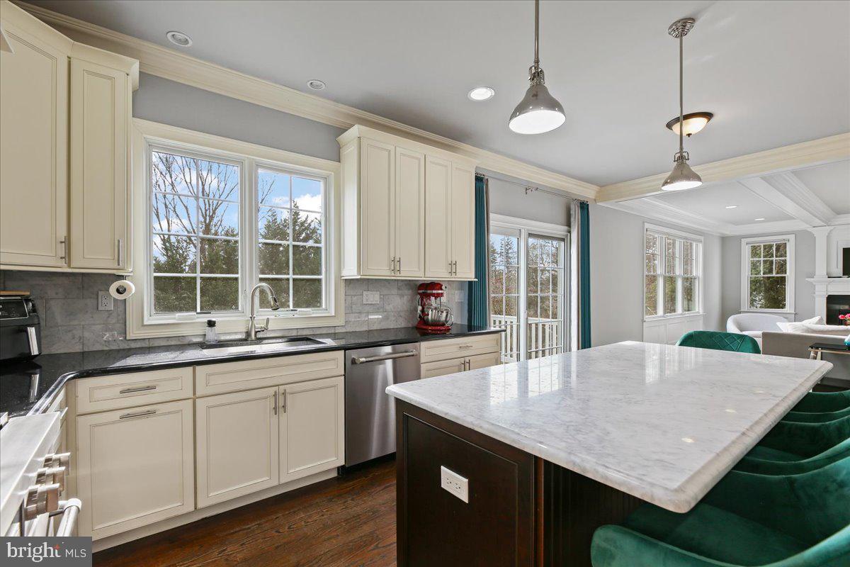 Princeton, New Jersey, 08540, United States, 6 Bedrooms Bedrooms, ,5 BathroomsBathrooms,Residential,Active,2001064