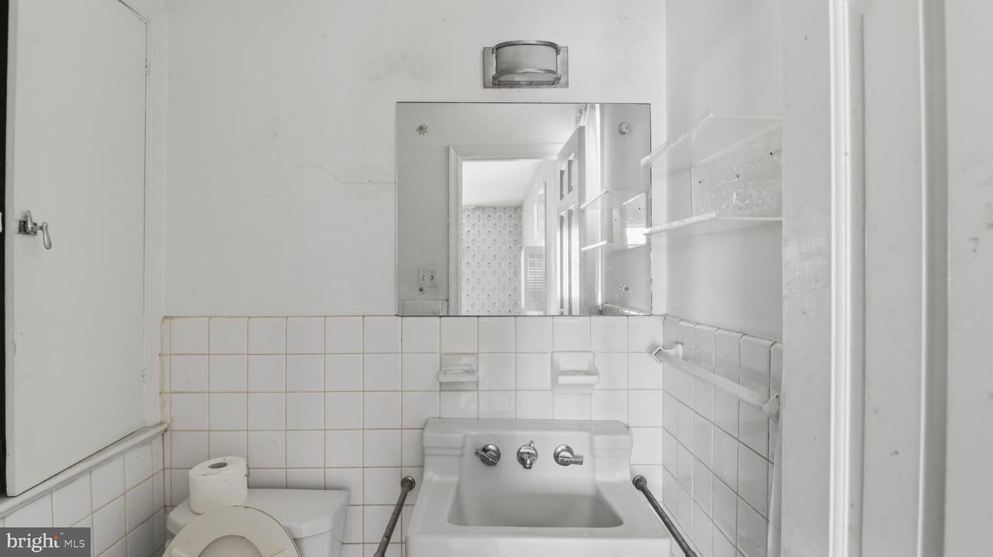 Washington, District Of Columbia, 20007, United States, ,Residential,Active,2002600