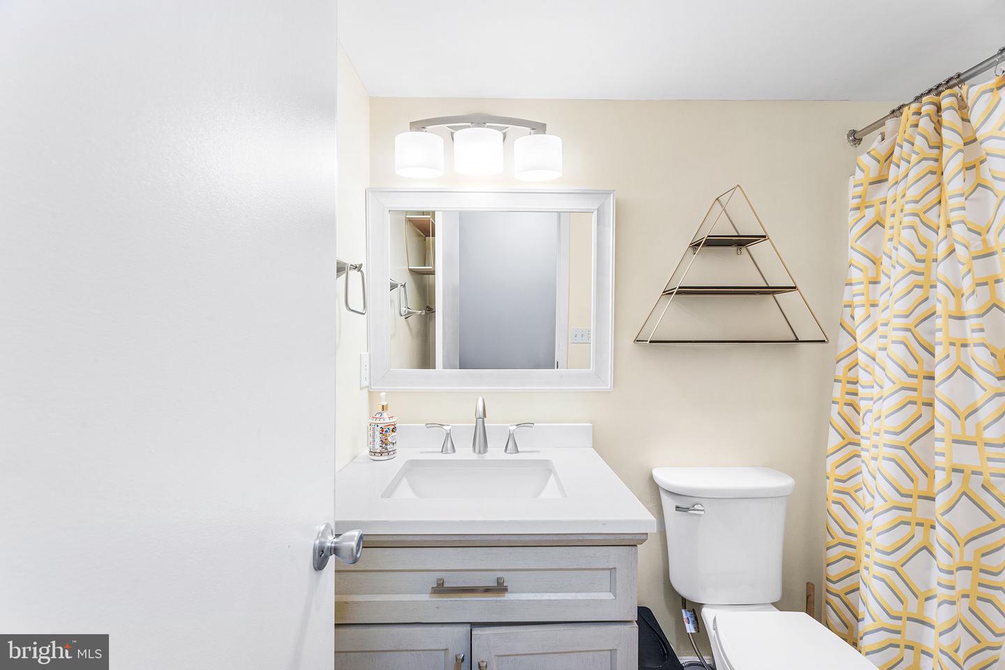 Fenwick Island, Delaware, 19944, United States, 6 Bedrooms Bedrooms, ,6 BathroomsBathrooms,Residential,Active,1973374