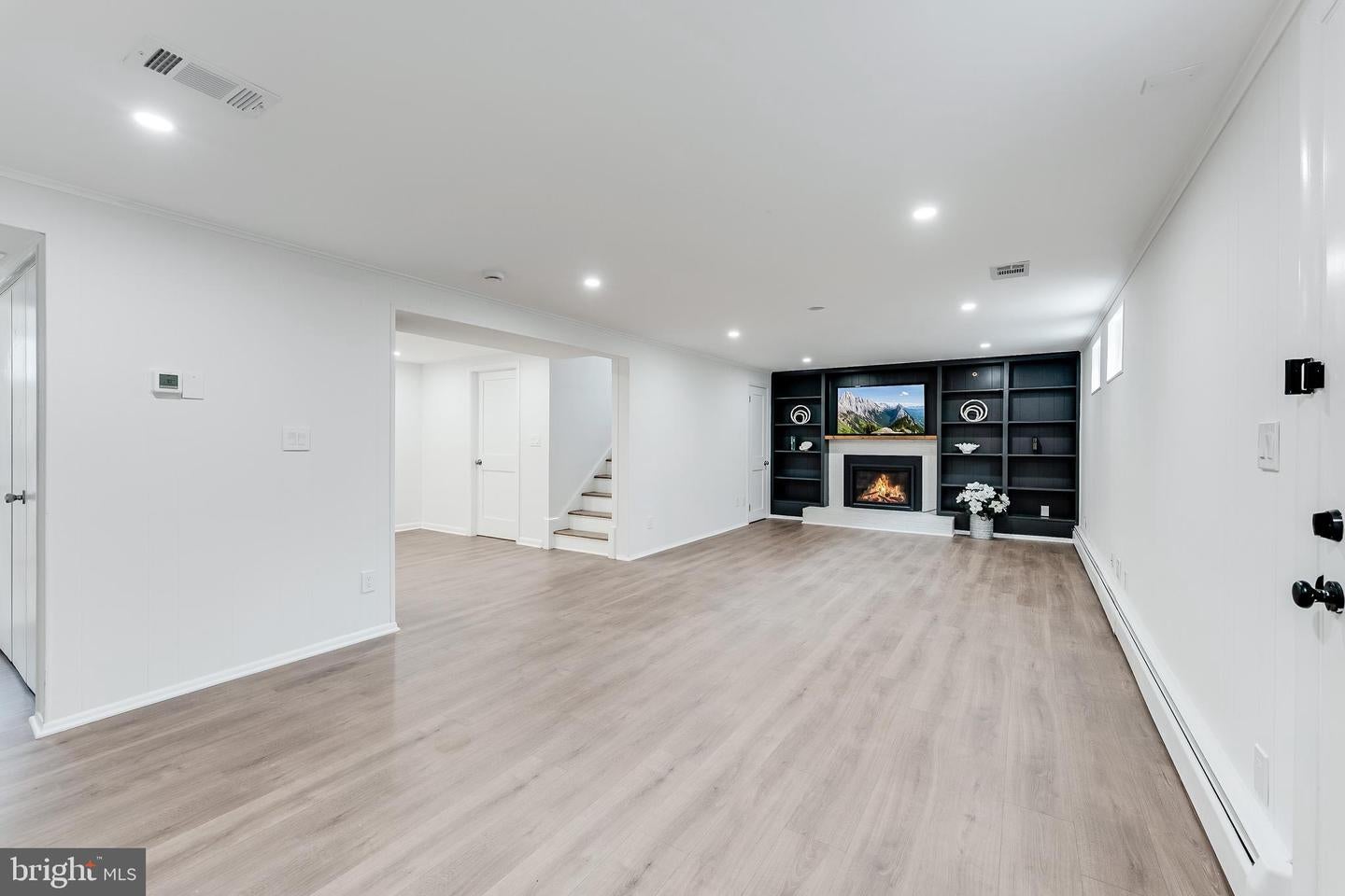 Arlington, Virginia, 22204, United States, 4 Bedrooms Bedrooms, ,3 BathroomsBathrooms,Residential,Active,2045018