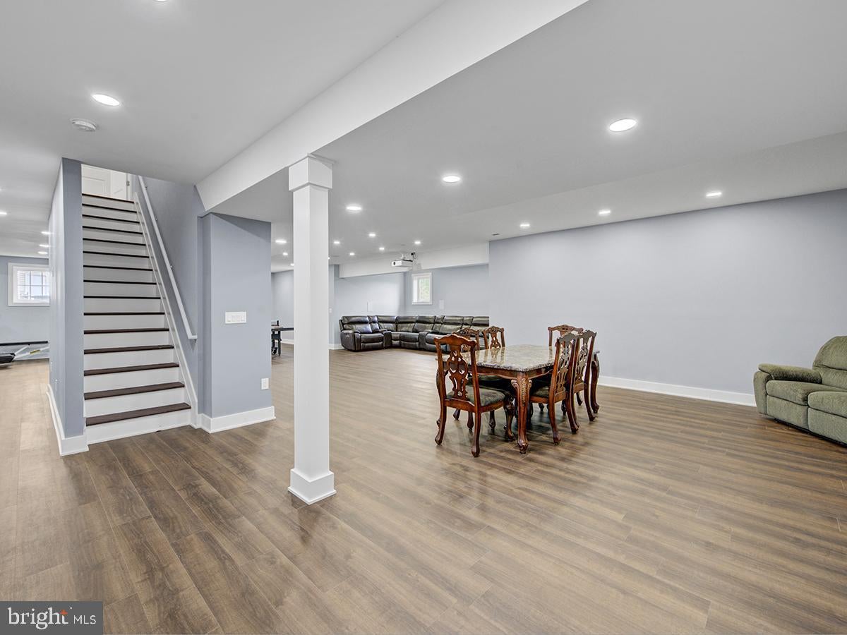 Monmouth Junction, New Jersey, 08852, United States, 5 Bedrooms Bedrooms, ,6 BathroomsBathrooms,Residential,Active,1820314