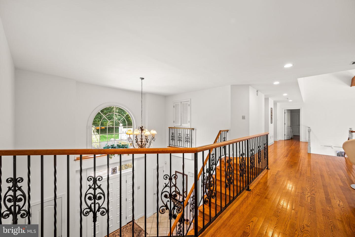 Wallingford, Pennsylvania, 19086, United States, 5 Bedrooms Bedrooms, ,6 BathroomsBathrooms,Residential,Active,1869134