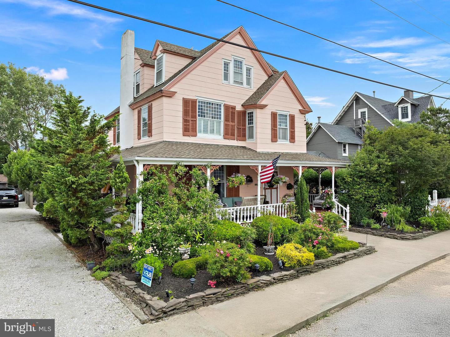 Beach Haven, New Jersey, 08008, United States, 8 Bedrooms Bedrooms, ,5 BathroomsBathrooms,Residential,Active,1933869