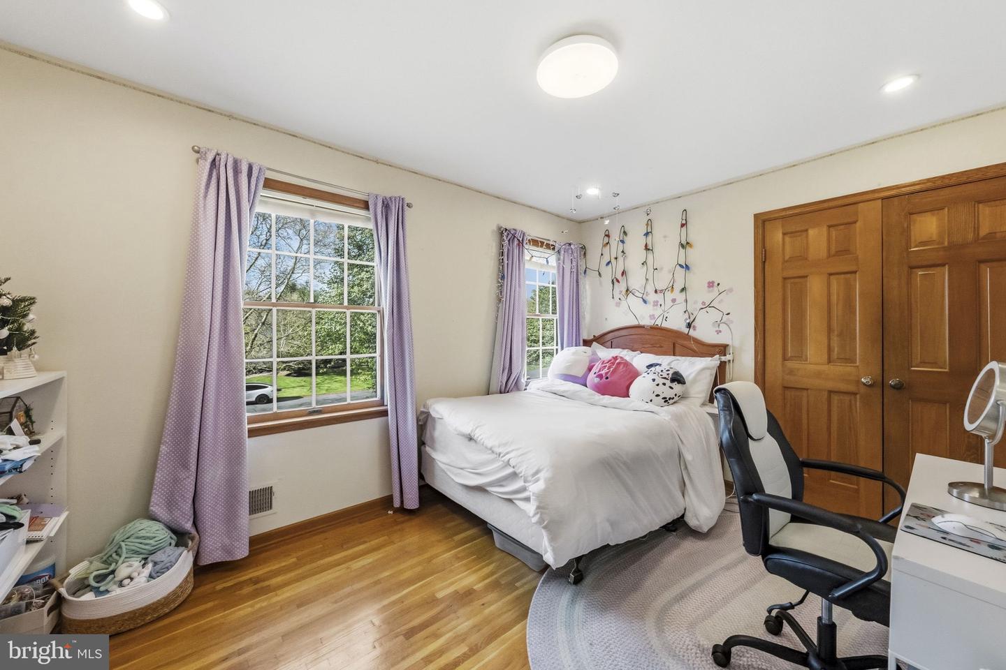 Princeton Junction, New Jersey, 08550, United States, 4 Bedrooms Bedrooms, ,3 BathroomsBathrooms,Residential,Contingent,2045693