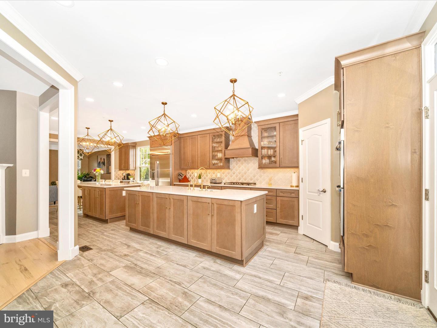 Clarksburg, Maryland, 20871, United States, 5 Bedrooms Bedrooms, ,4 BathroomsBathrooms,Residential,Active,1967123