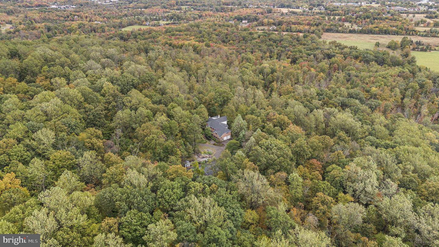 Sellersville, Pennsylvania, 18960, United States, 10 Bedrooms Bedrooms, ,7 BathroomsBathrooms,Residential,Active,1965847