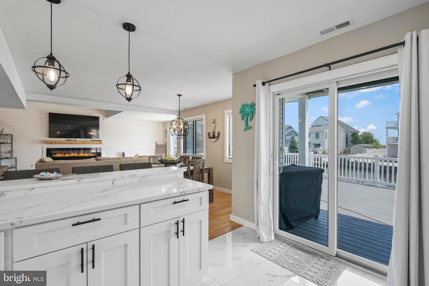 Manahawkin, New Jersey, 08050, United States, 4 Bedrooms Bedrooms, ,3 BathroomsBathrooms,Residential,Active,1885030