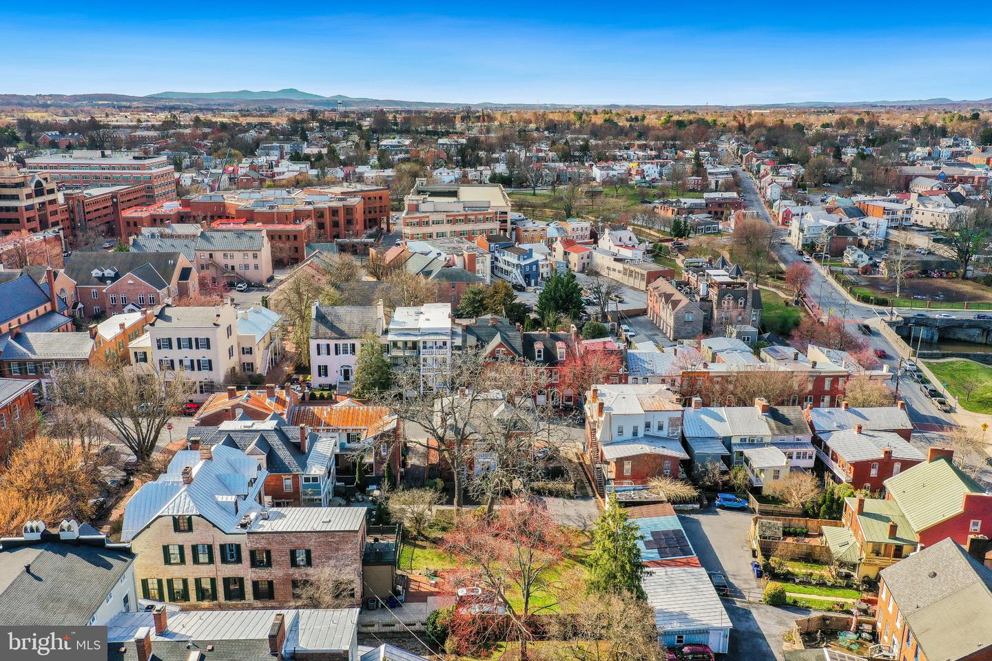 Frederick, Maryland, 21701, United States, 4 Bedrooms Bedrooms, ,4 BathroomsBathrooms,Residential,Active,2031418