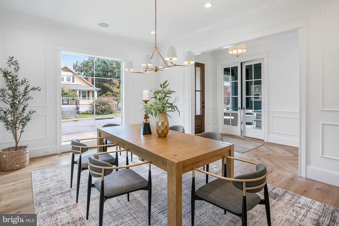 Arlington, Virginia, 22201, United States, 7 Bedrooms Bedrooms, ,8 BathroomsBathrooms,Residential,Active,1944105