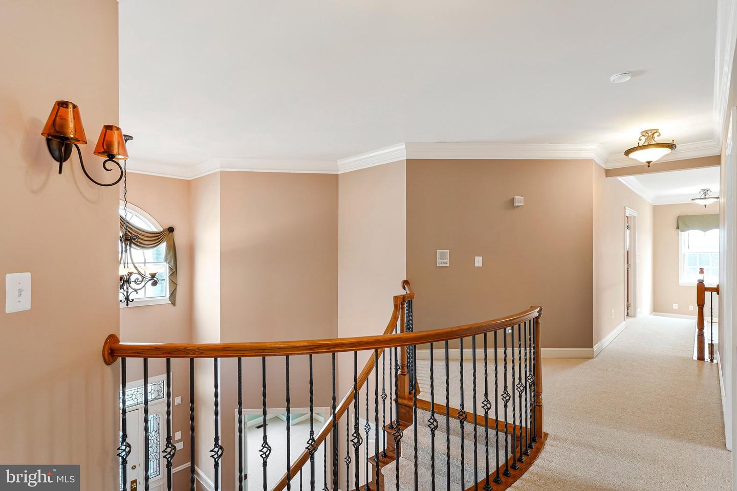 Leesburg, Virginia, 20175, United States, 5 Bedrooms Bedrooms, ,5 BathroomsBathrooms,Residential,Active,2021689