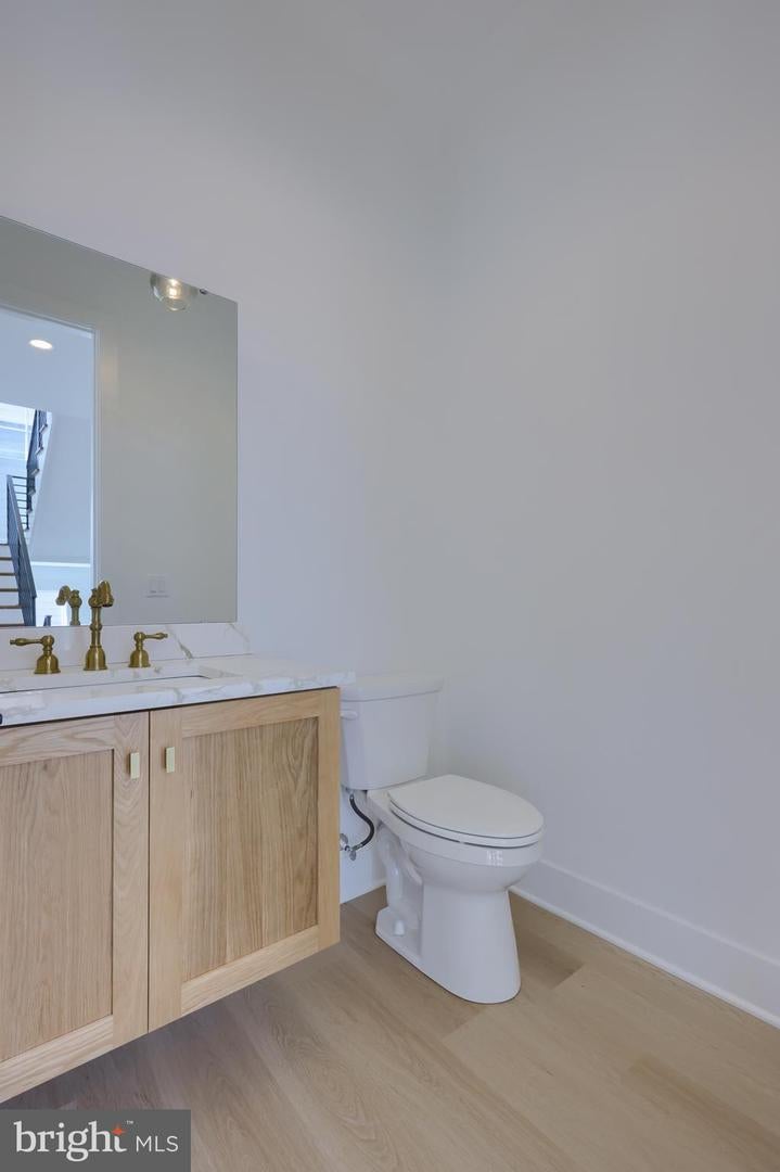 East Petersburg, Pennsylvania, 17520, United States, 4 Bedrooms Bedrooms, ,5 BathroomsBathrooms,Residential,Active,1702111