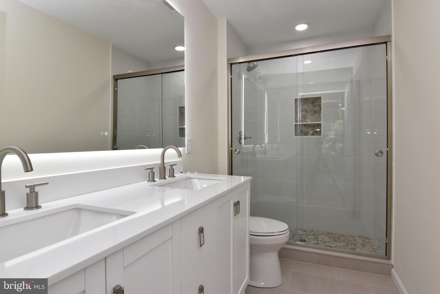 Bethany Beach, Delaware, 19930, United States, 5 Bedrooms Bedrooms, ,5 BathroomsBathrooms,Residential,Active,1824497