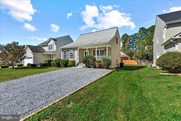 321 3RD ST, COLONIAL BEACH, VA 22443, photo 2 of 41