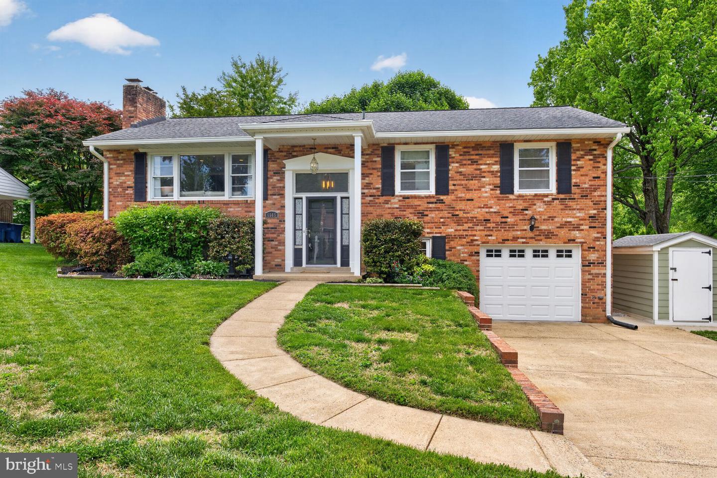 Falls Church, Virginia, 22043, United States, 4 Bedrooms Bedrooms, ,3 BathroomsBathrooms,Residential,Active,2045048