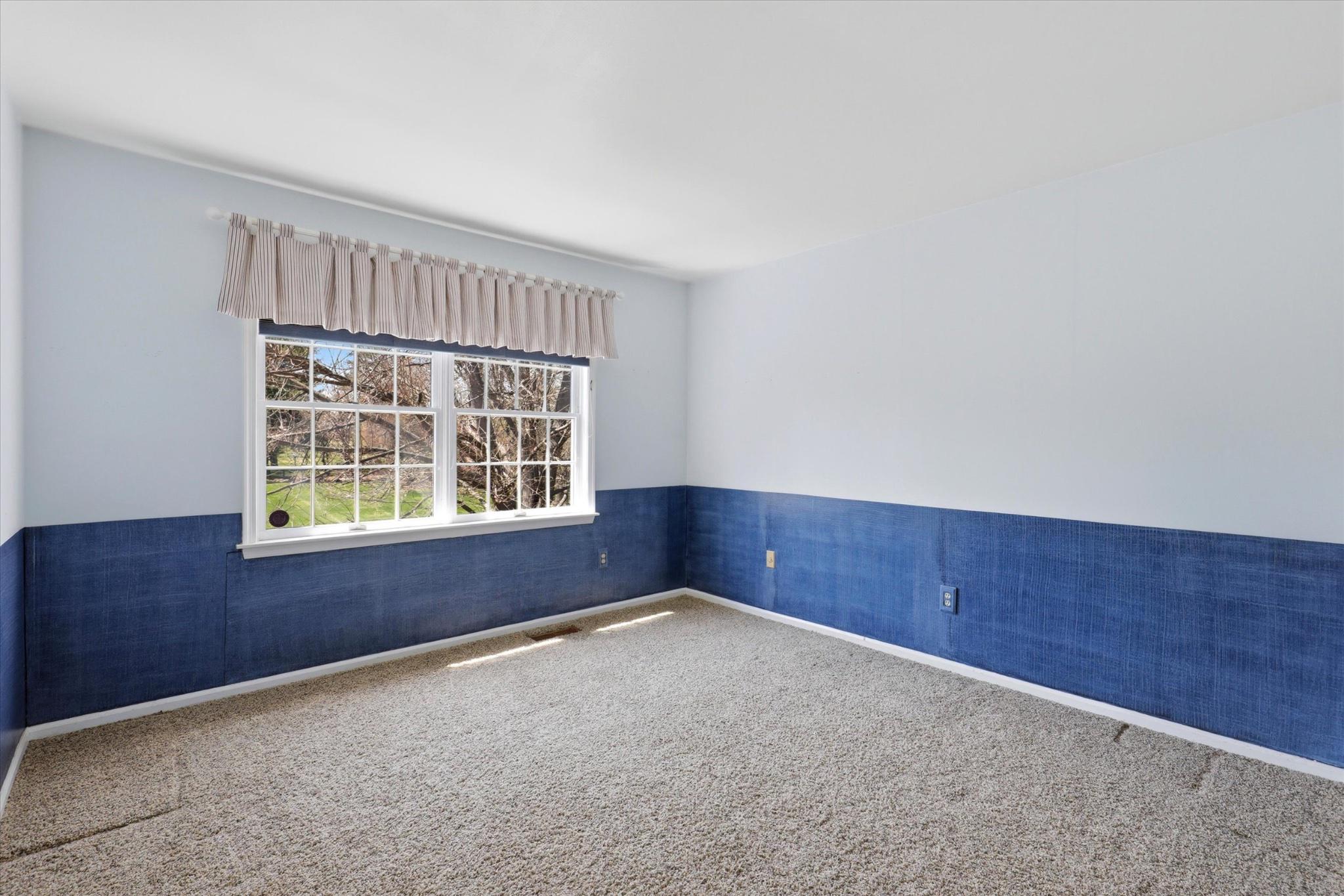 Ivyland, Pennsylvania, 18974, United States, 5 Bedrooms Bedrooms, ,4 BathroomsBathrooms,Residential,Active,2037544