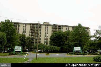 6001 ARLINGTON BLVD APT 114, FALLS CHURCH, VA 22044 - Image 1