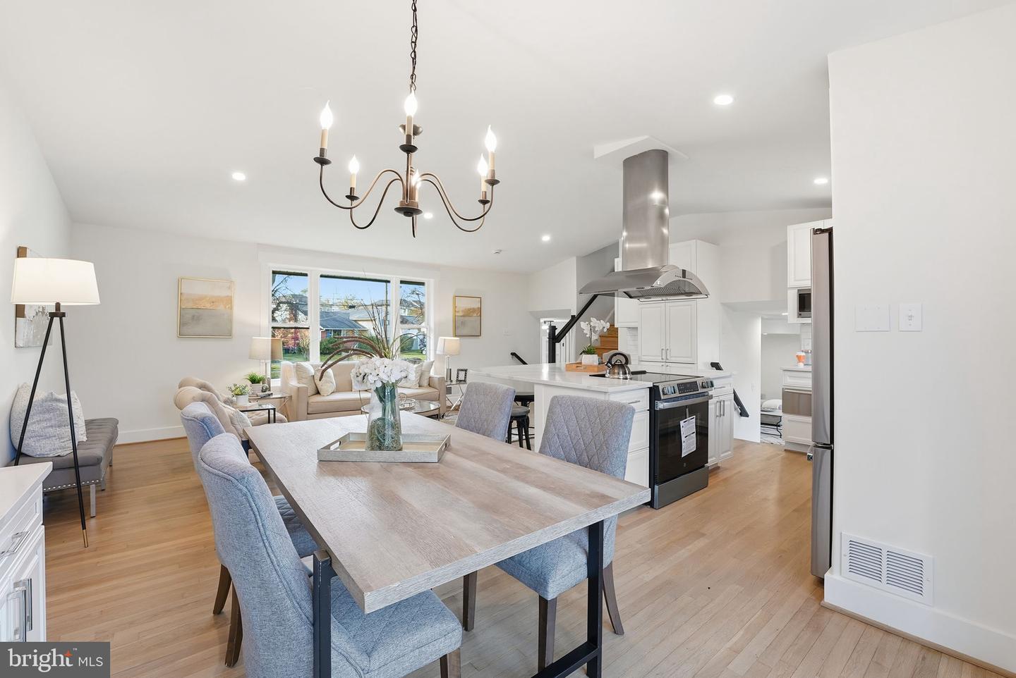 Bethesda, Maryland, 20817, United States, 4 Bedrooms Bedrooms, ,3 BathroomsBathrooms,Residential,Active,1990583