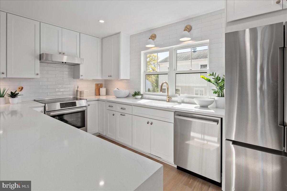 Arlington, Virginia, 22201, United States, 4 Bedrooms Bedrooms, ,5 BathroomsBathrooms,Residential,Active,1954022