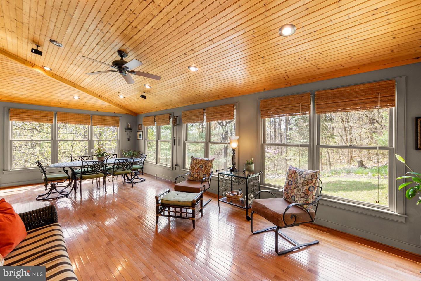 Winchester, Virginia, 22602, United States, 4 Bedrooms Bedrooms, ,4 BathroomsBathrooms,Residential,Active,2041509