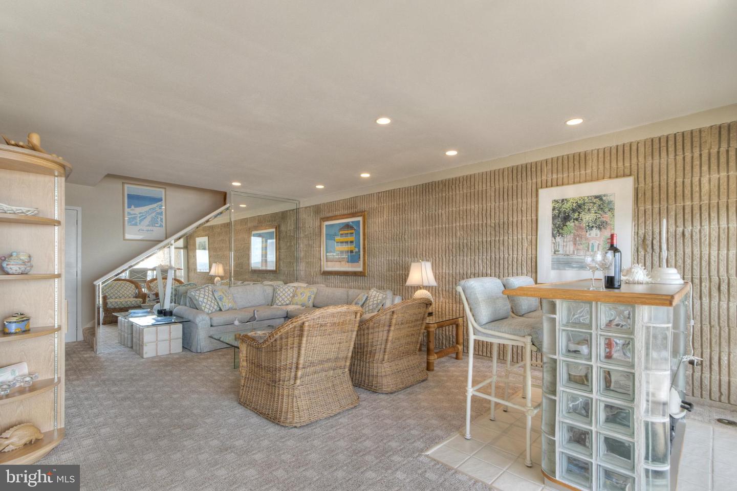 Rehoboth Beach, Delaware, 19971, United States, 2 Bedrooms Bedrooms, ,2 BathroomsBathrooms,Residential,Active,1889033