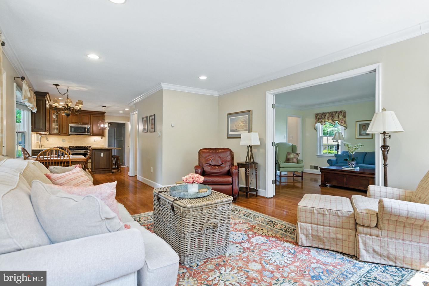 Annandale, Virginia, 22003, United States, 4 Bedrooms Bedrooms, ,4 BathroomsBathrooms,Residential,Active,1900183