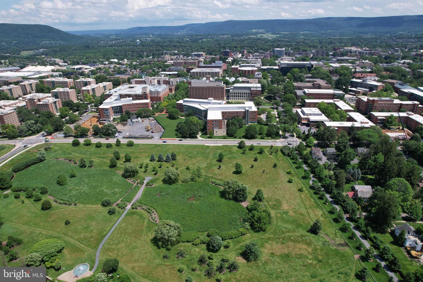 State College, Pennsylvania, 16803, United States, ,3 BathroomsBathrooms,Residential,Active,1867930