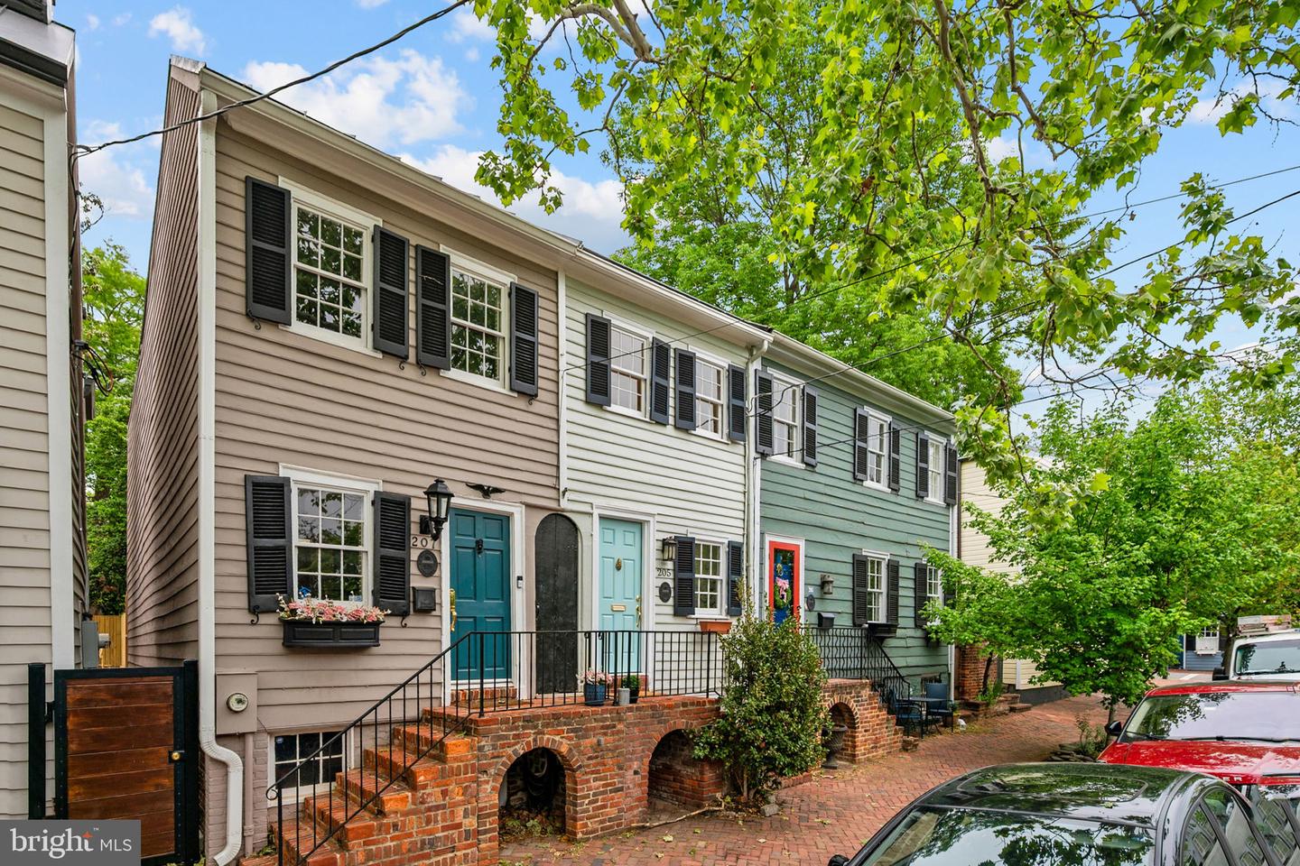 Alexandria, Virginia, 22314, United States, 3 Bedrooms Bedrooms, ,3 BathroomsBathrooms,Residential,Active,2044570
