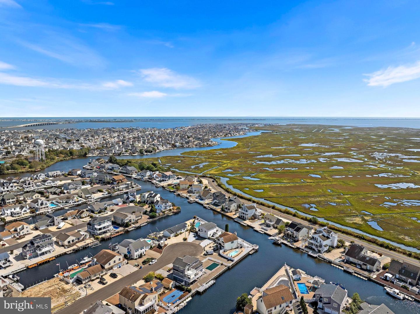 Manahawkin, New Jersey, 08050, United States, 4 Bedrooms Bedrooms, ,3 BathroomsBathrooms,Residential,Active,1885030