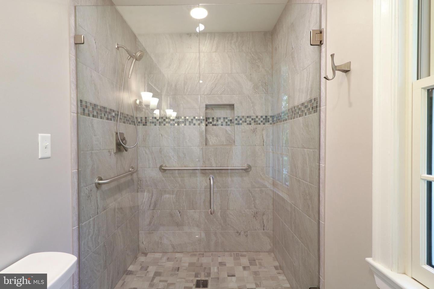 State College, Pennsylvania, 16803, United States, 5 Bedrooms Bedrooms, ,5 BathroomsBathrooms,Residential,Active,1824032