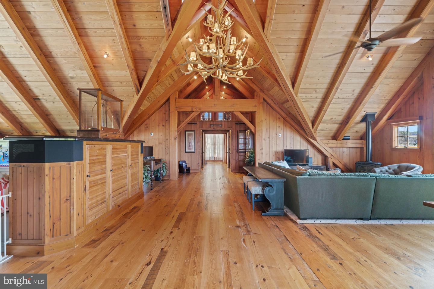 Waterford, Virginia, 20197, United States, 4 Bedrooms Bedrooms, ,5 BathroomsBathrooms,Residential,Active,1771409