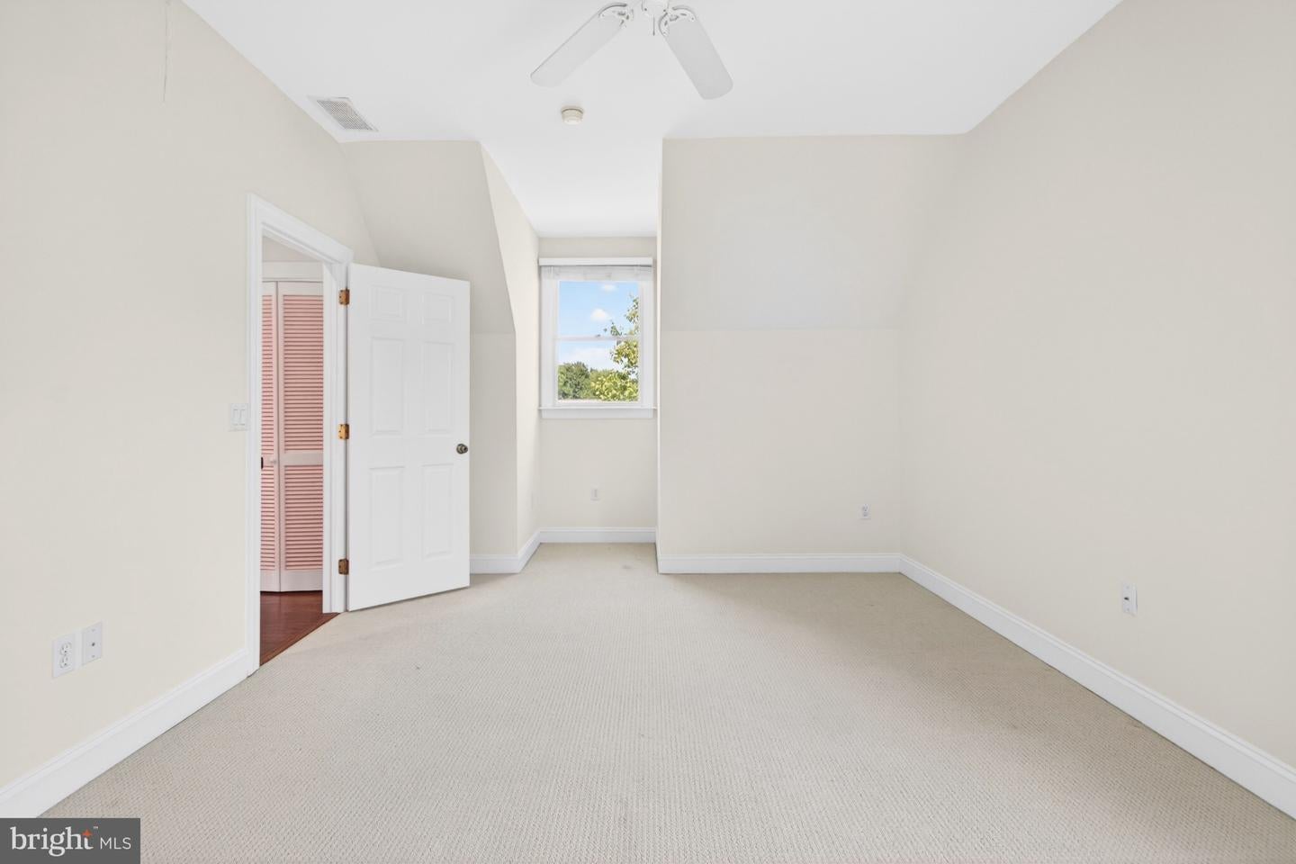 Rehoboth Beach, Delaware, 19971, United States, 4 Bedrooms Bedrooms, ,4 BathroomsBathrooms,Residential,Active,2035684