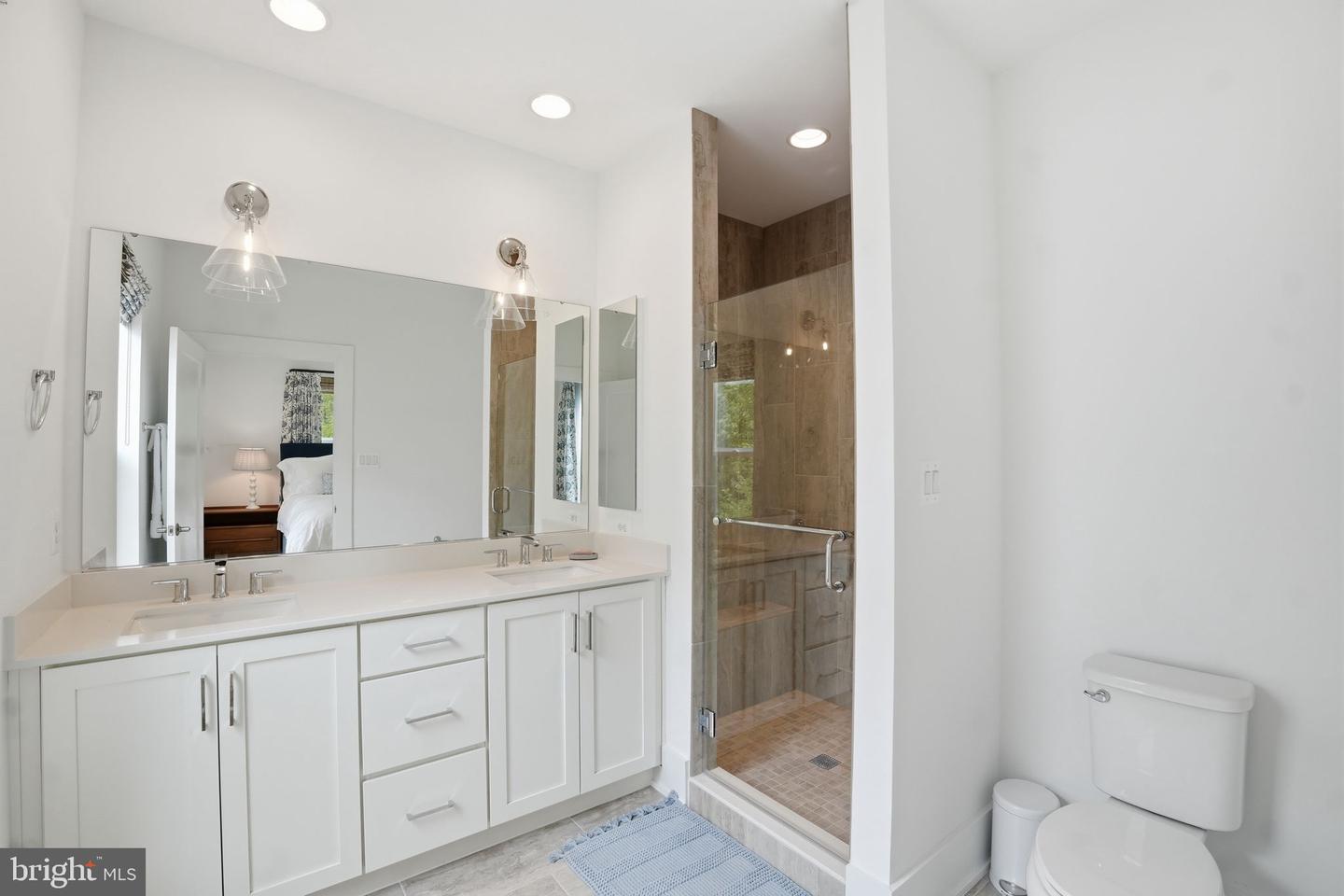 Potomac, Maryland, 20854, United States, 3 Bedrooms Bedrooms, ,5 BathroomsBathrooms,Residential,Active,2044555