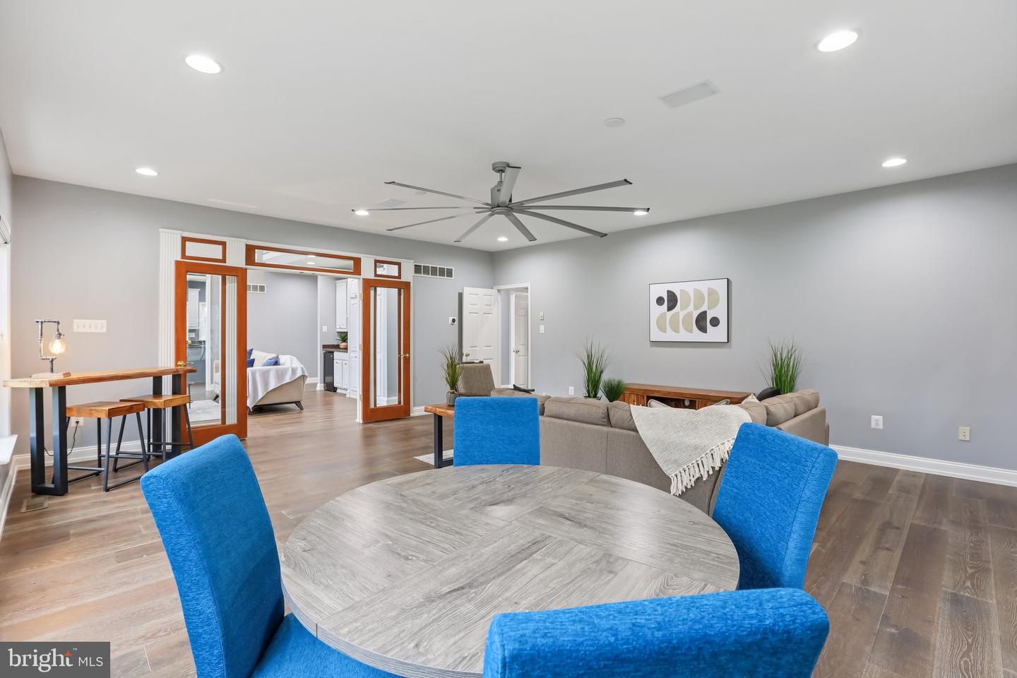 Clarksburg, Maryland, 20871, United States, 5 Bedrooms Bedrooms, ,4 BathroomsBathrooms,Residential,Active,2025637