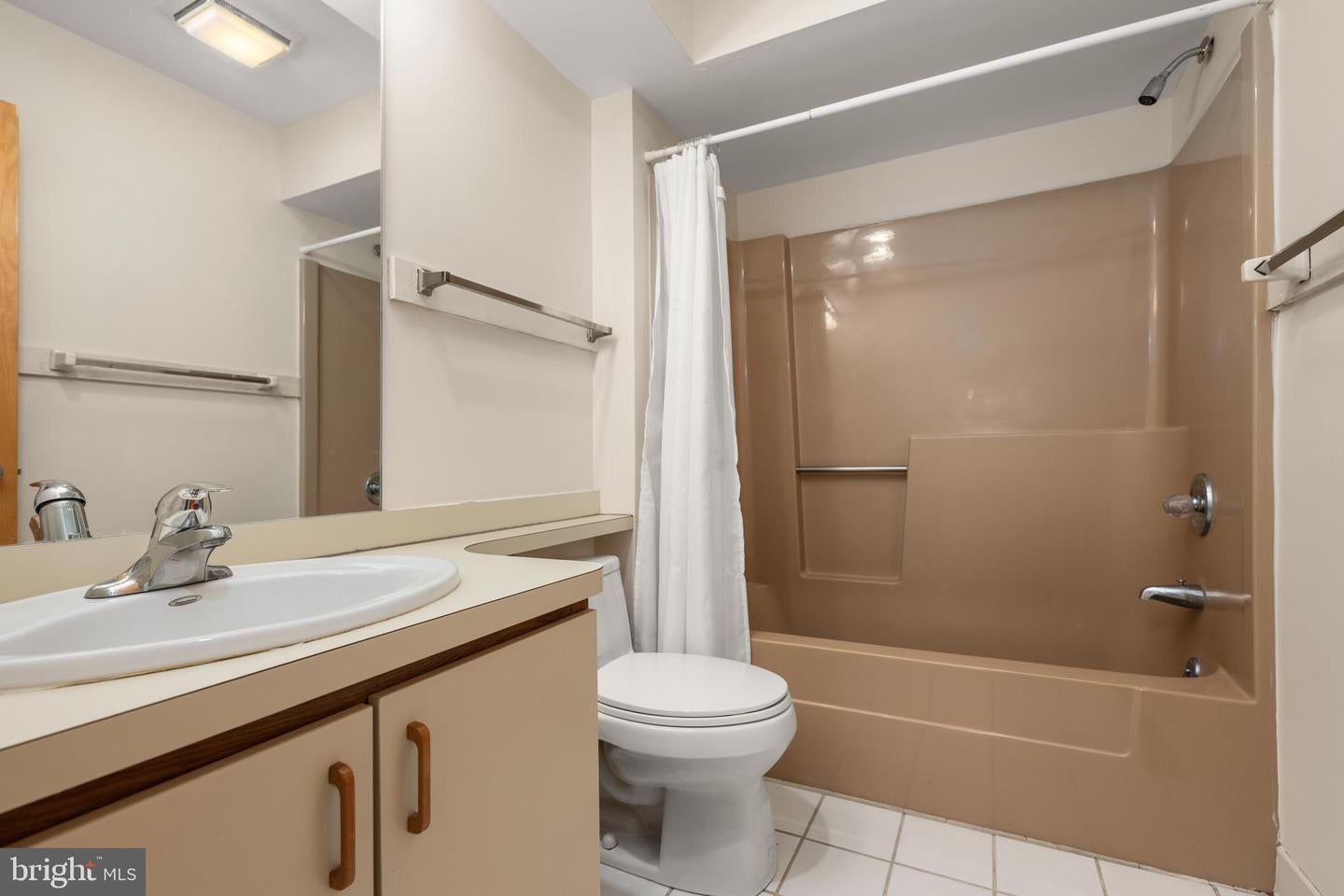 Dewey Beach, Delaware, 19971, United States, 4 Bedrooms Bedrooms, ,4 BathroomsBathrooms,Residential,Active,1941142