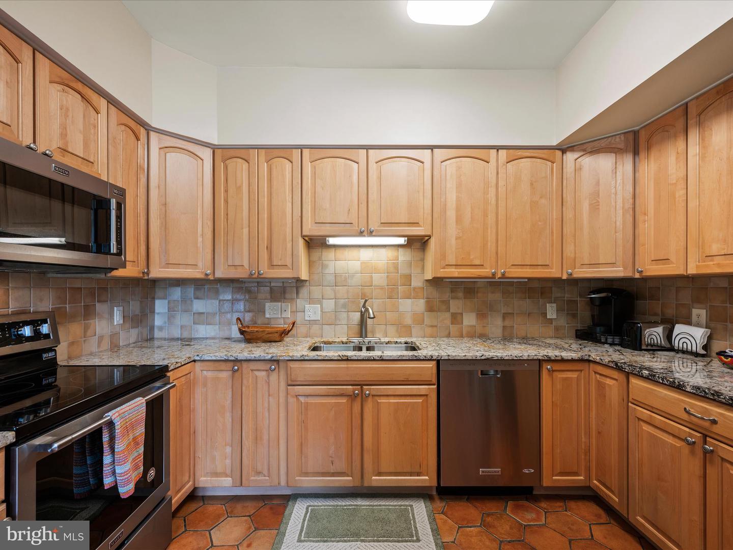 Berryville, Virginia, 22611, United States, 4 Bedrooms Bedrooms, ,3 BathroomsBathrooms,Residential,Active,1884871