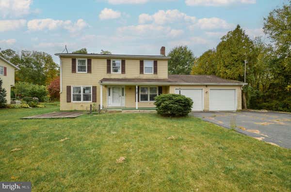 2 CLOVER LN, QUAKERTOWN, PA 18951 - Image 1