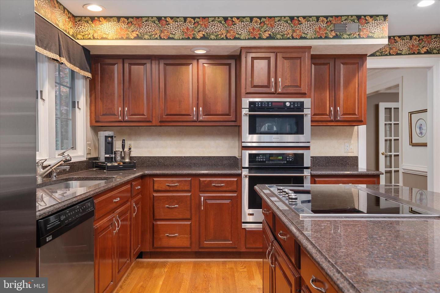 Rockville, Maryland, 20852, United States, 4 Bedrooms Bedrooms, ,4 BathroomsBathrooms,Residential,Active,2045026